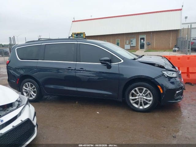 2021 CHRYSLER PACIFICA TOURING AWD 13