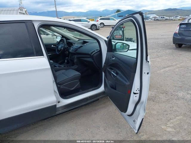 2017 FORD ESCAPE SE 5