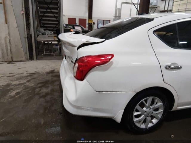 2017 NISSAN VERSA 1.6 SV 13