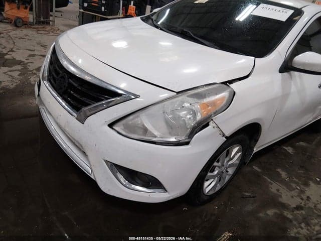 2017 NISSAN VERSA 1.6 SV 15
