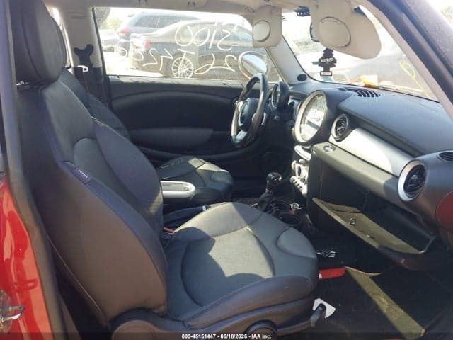 2008 MINI COOPER 5