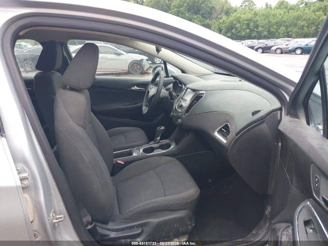 2017 CHEVROLET CRUZE LT AUTO 5