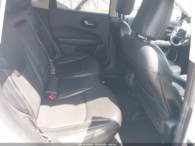 2020 JEEP COMPASS LATITUDE 4X4 8