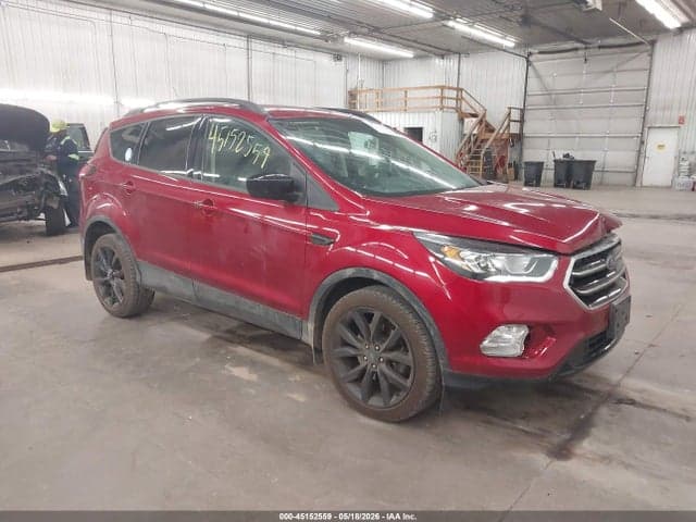 2019 FORD ESCAPE SE 1