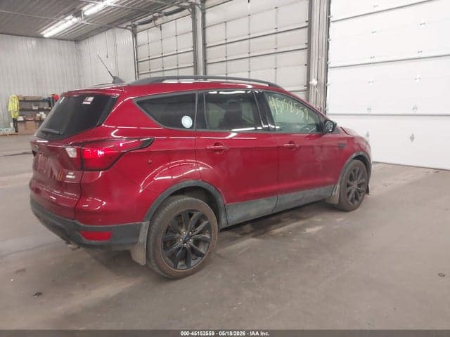 2019 FORD ESCAPE SE 4