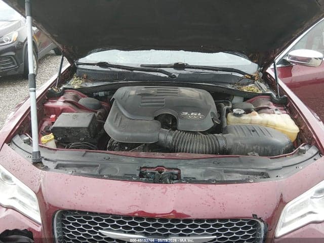 2019 CHRYSLER 300 LIMITED 11