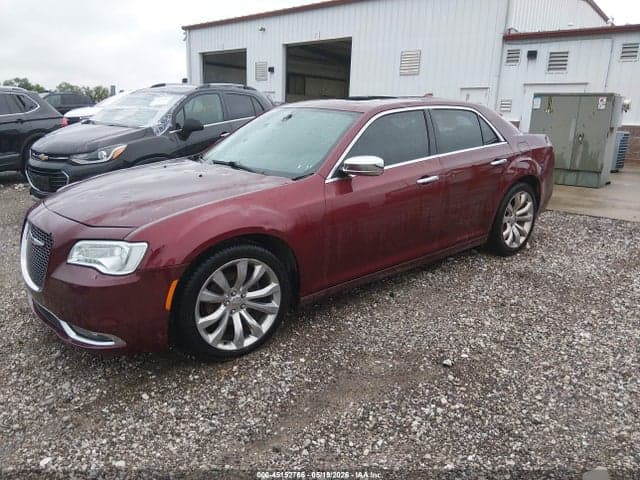 2019 CHRYSLER 300 LIMITED 3