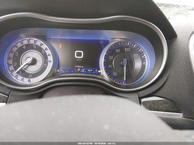 2019 CHRYSLER 300 LIMITED 8
