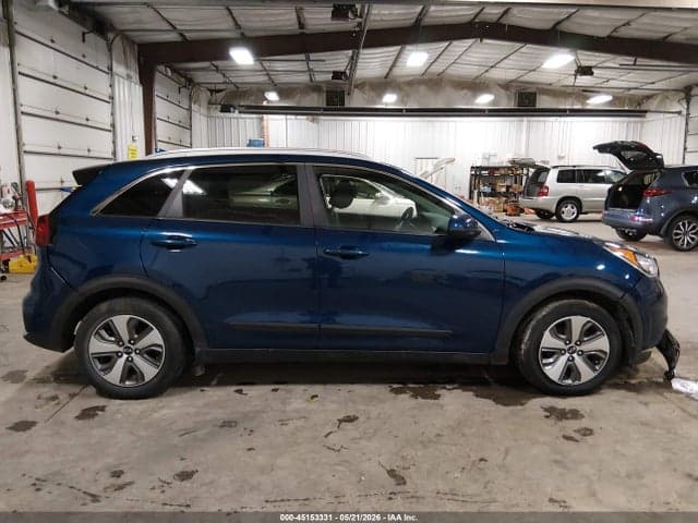 2019 KIA NIRO LX 14