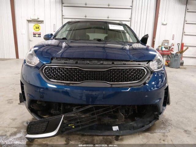 2019 KIA NIRO LX 6