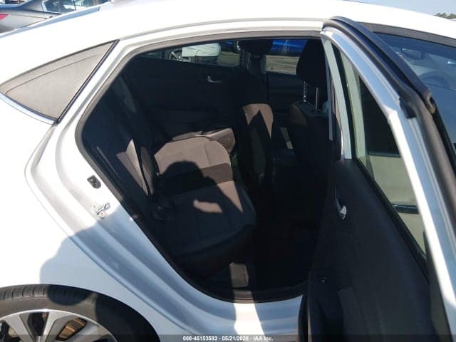 2019 HYUNDAI ACCENT LIMITED 8