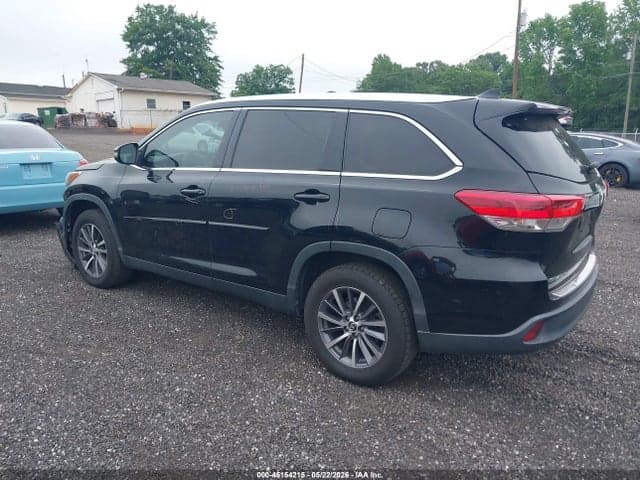 2019 TOYOTA HIGHLANDER XLE 3