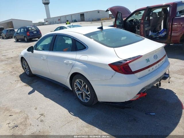 2023 HYUNDAI SONATA SEL 3