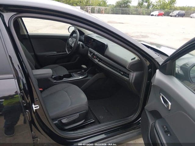 2025 KIA K4 LX 5