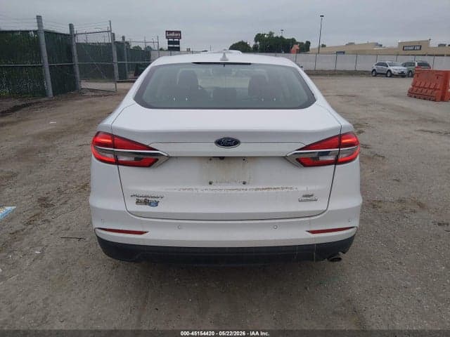 2020 FORD FUSION SE 17