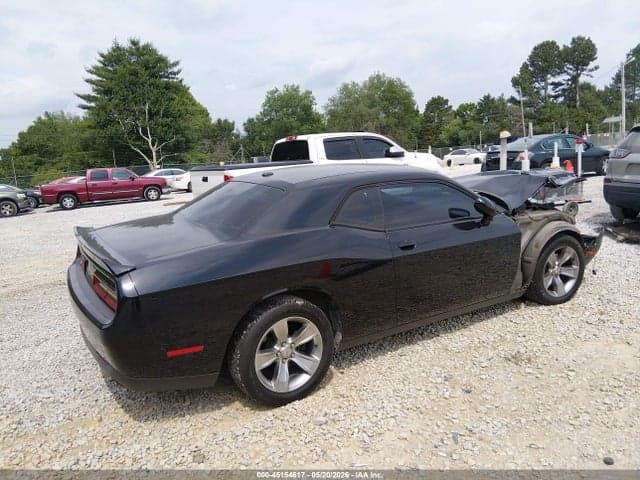 2018 DODGE CHALLENGER SXT 5
