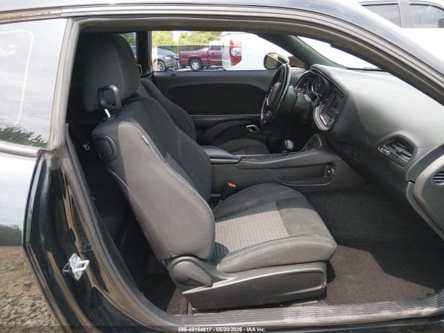 2018 DODGE CHALLENGER SXT 6