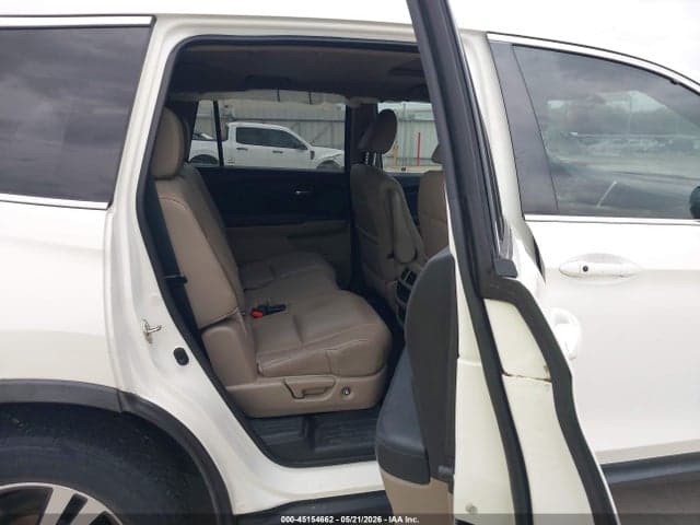 2017 HONDA PILOT EX-L 8