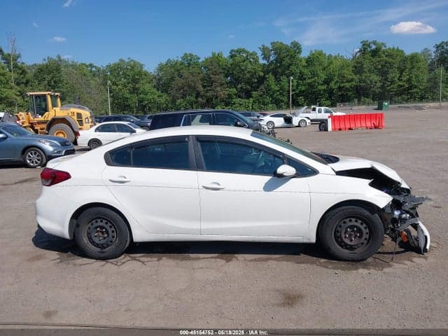 2017 KIA FORTE LX 13