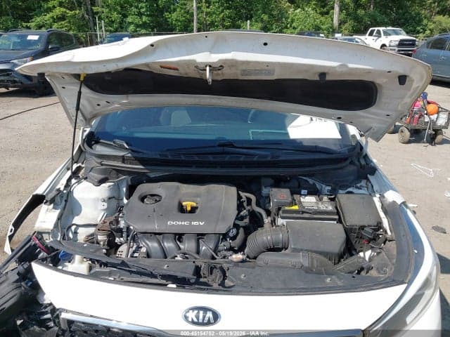 2017 KIA FORTE LX 10