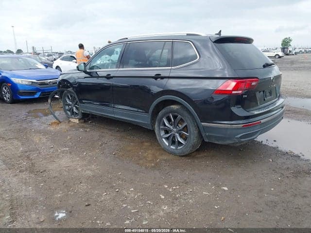 2022 VOLKSWAGEN TIGUAN 2.0T SE 3
