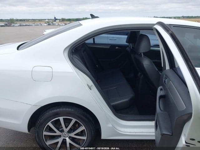 2017 VOLKSWAGEN JETTA 1.4T SE 8