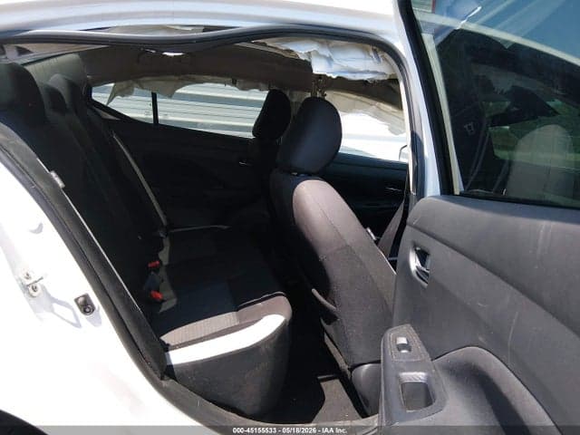2021 NISSAN VERSA SV XTRONIC CVT 8