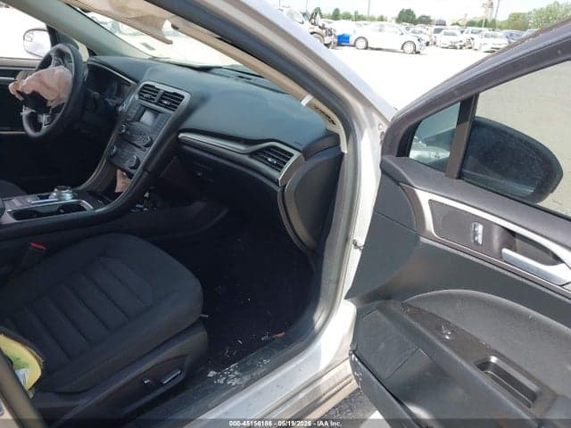 2017 FORD FUSION SE 5