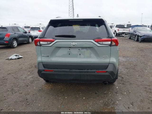 2021 TOYOTA RAV4 XLE PREMIUM 17