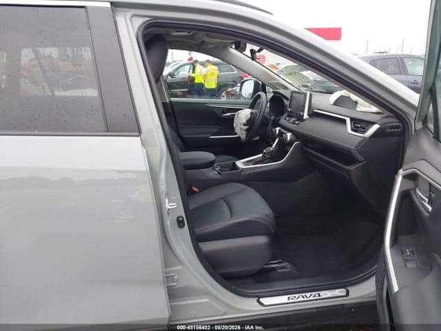 2021 TOYOTA RAV4 XLE PREMIUM 5