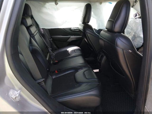 2019 JEEP CHEROKEE LATITUDE PLUS 4X4 8