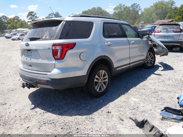 2019 FORD EXPLORER XLT 4
