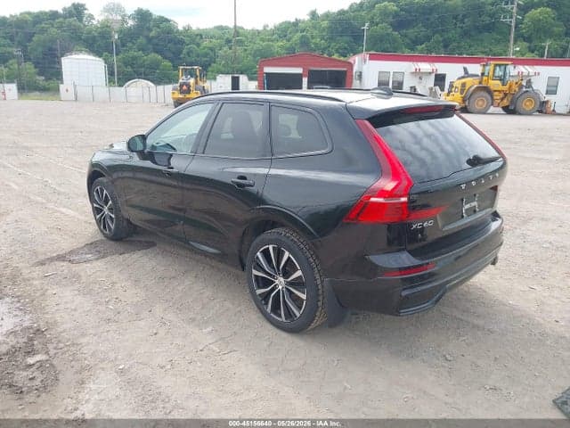 2023 VOLVO XC60 B5 PLUS DARK THEME 3