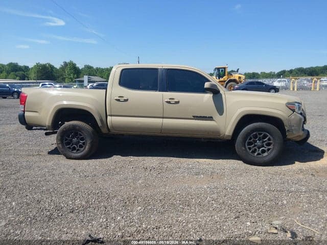 2017 TOYOTA TACOMA SR5 V6 13