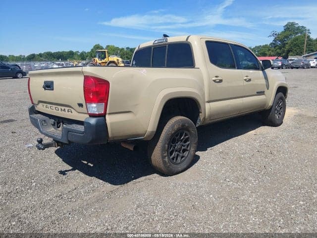 2017 TOYOTA TACOMA SR5 V6 4