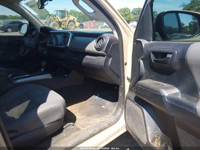 2017 TOYOTA TACOMA SR5 V6 5