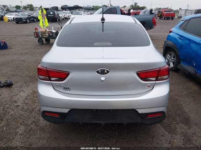 2018 KIA RIO S 17