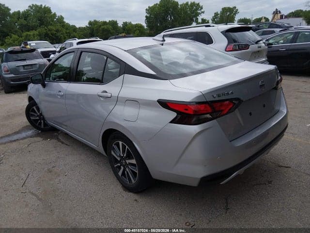 2021 NISSAN VERSA SV XTRONIC CVT 3