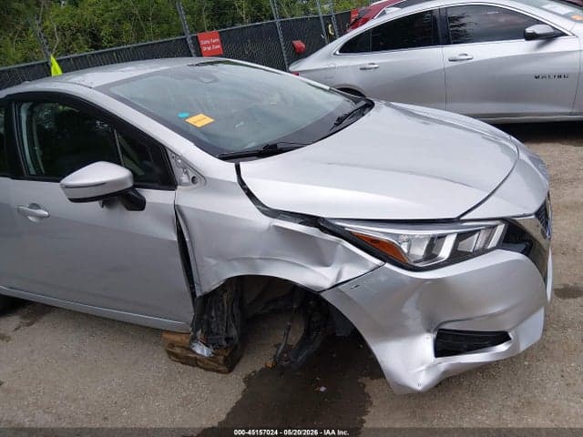 2021 NISSAN VERSA SV XTRONIC CVT 6