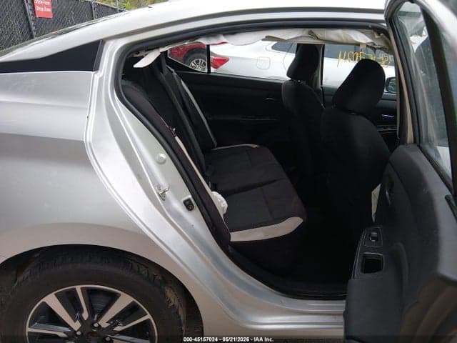 2021 NISSAN VERSA SV XTRONIC CVT 8