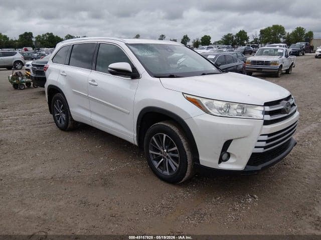 2017 TOYOTA HIGHLANDER XLE