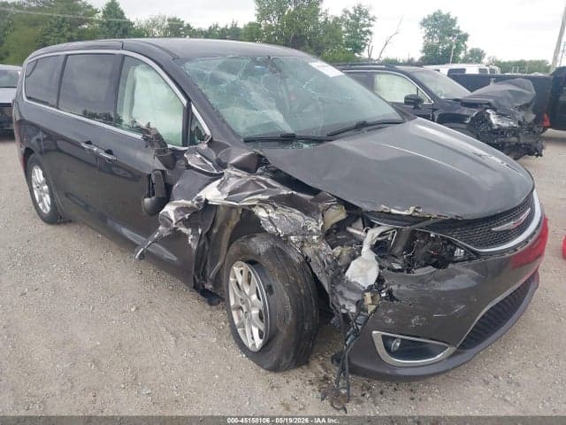 2020 CHRYSLER PACIFICA TOURING 1