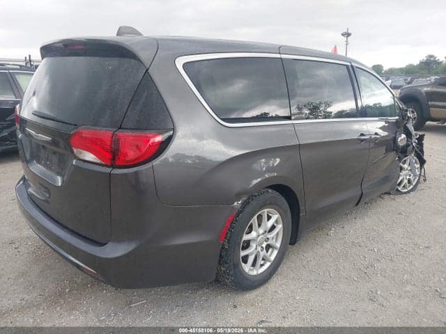 2020 CHRYSLER PACIFICA TOURING 4