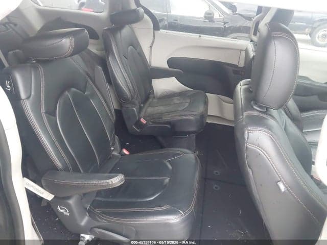 2020 CHRYSLER PACIFICA TOURING 8