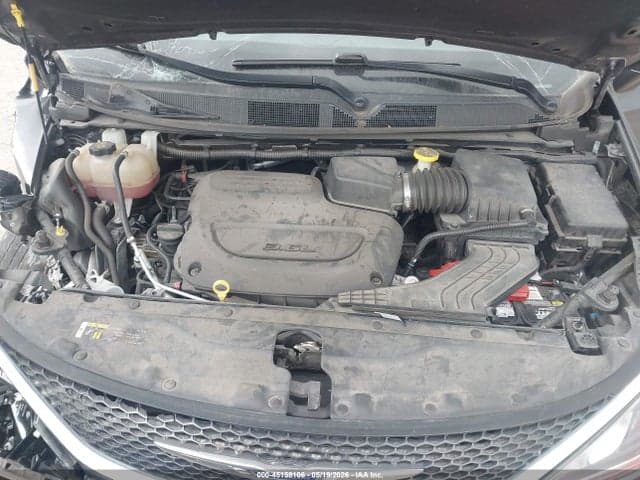 2020 CHRYSLER PACIFICA TOURING 10