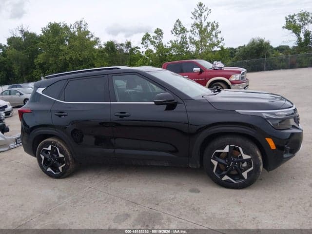 2024 KIA SELTOS EX 13