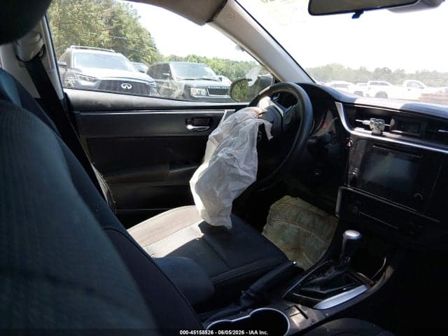 2019 TOYOTA COROLLA LE 5