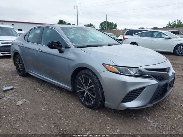 2020 TOYOTA CAMRY SE - 1