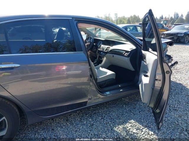 2017 HONDA ACCORD LX 5
