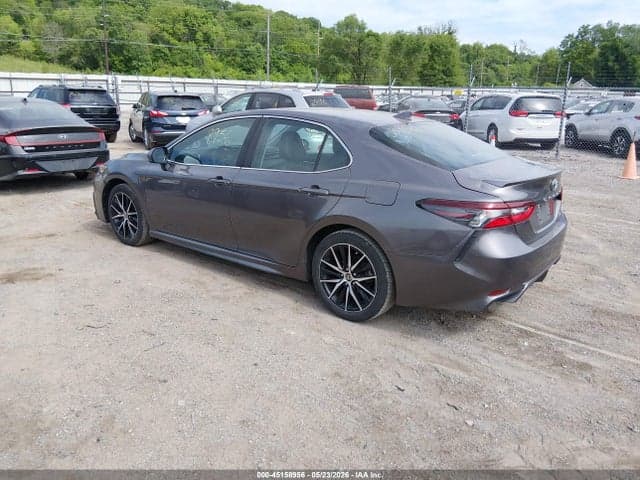 2021 TOYOTA CAMRY SE 3